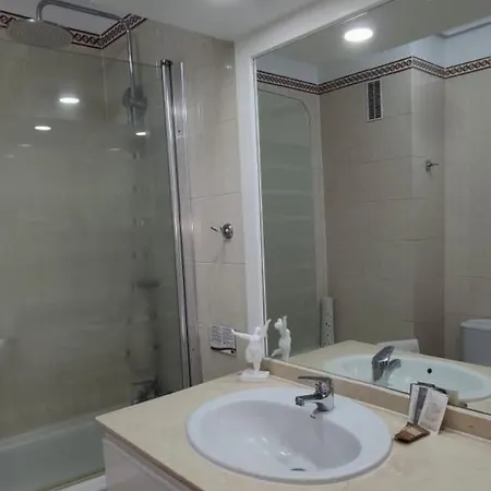 Mery's Albatros Two Bedrooms アパート *